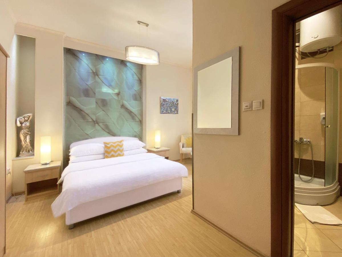 Shangri La Mansion Mostar Esterno foto